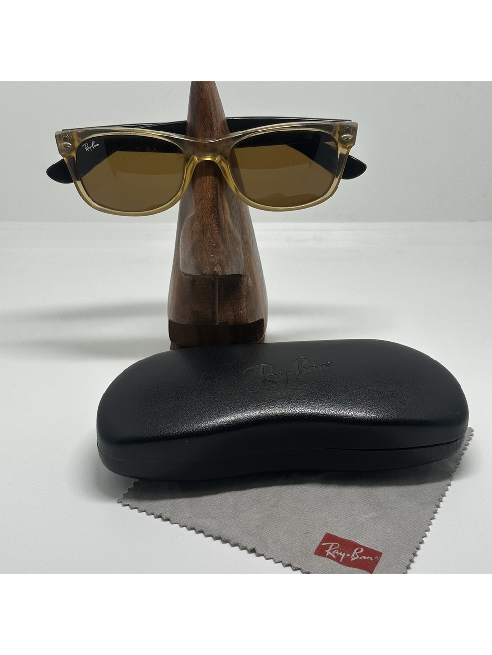 Ray-Ban New Wayfarer Yellow Frame Brown Lens Sunglasses with Case and Cloth